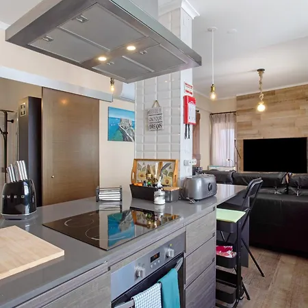 Away From Apartamento